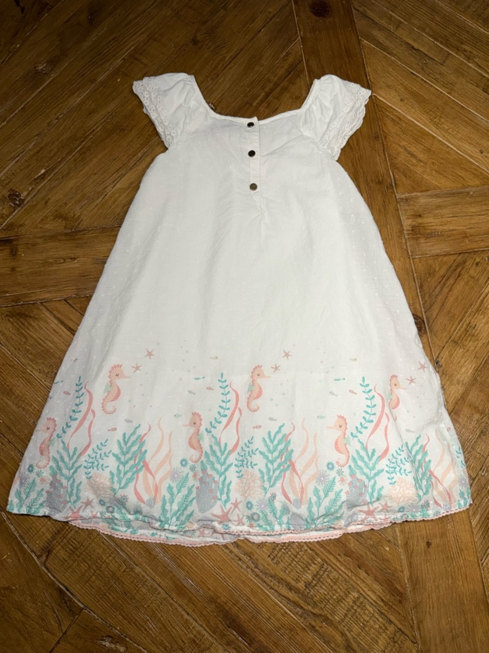 Cupcakes and Cashmere Girls Seahorse Dress Size 7 White Cotton Eyelet - Picture 12 of 13